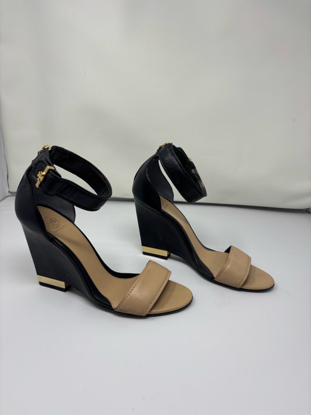 Tory Burch Two-Tone Ankle Strap Block Sandals - Beige and Black - Picture 2 of 5